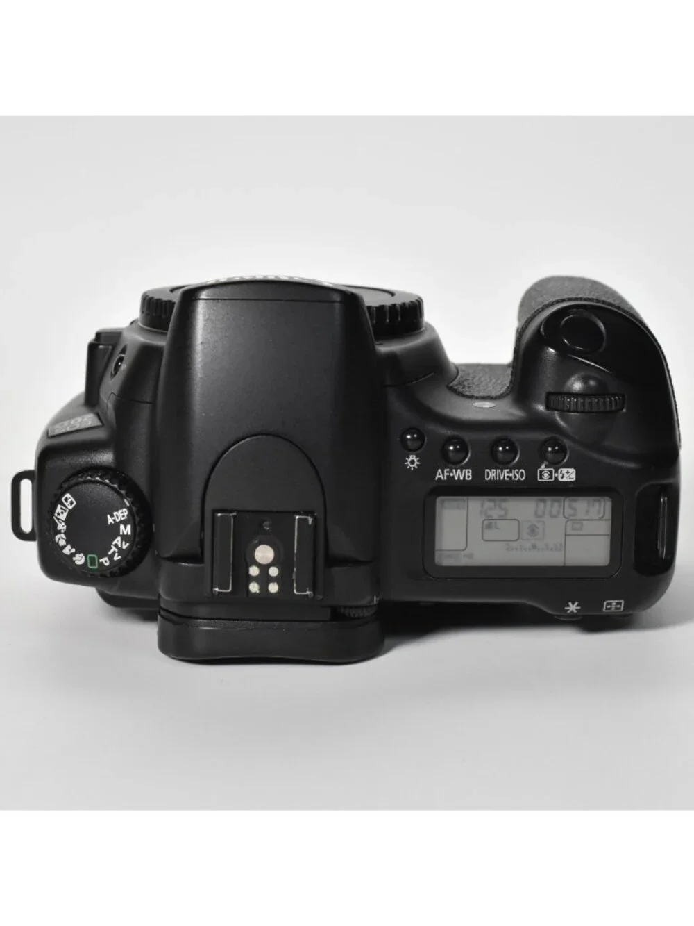 Canon EOS 20D Digital Camera DSLR 8.2MP 18-55mm IS II Lens 2GB CF Card Bundle